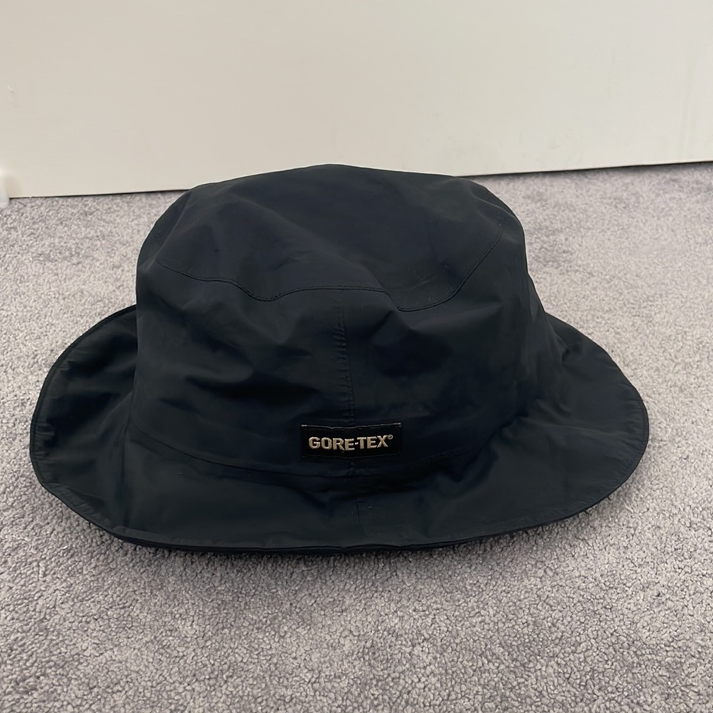 Zero Restriction Men's Gore-Tex Bucket Hat Black